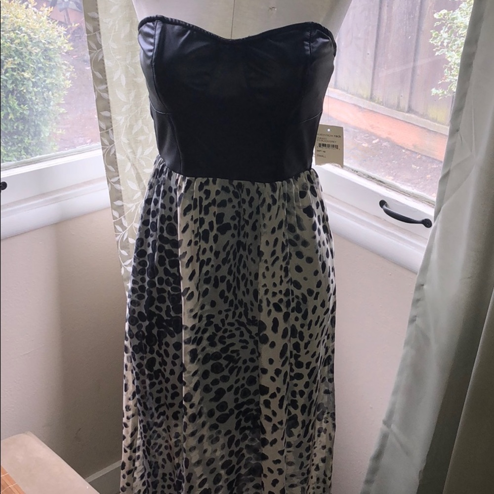 NEW! Leopard maxi super sexy strapless dress
